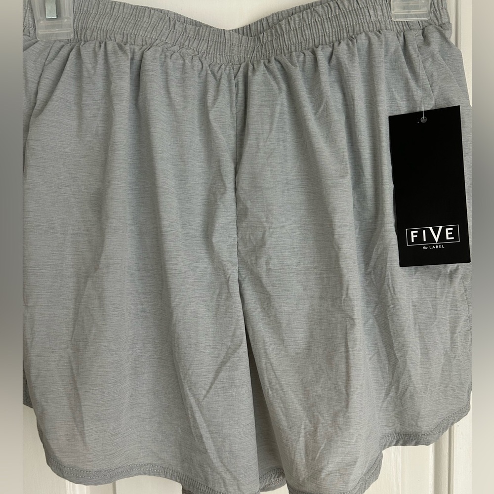 NWT ➖Five The Label